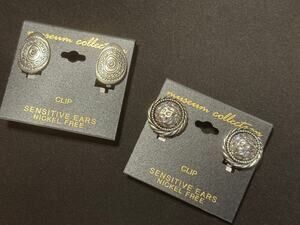 Vintage NOS Silver Tone Clip On Earrings New on Card